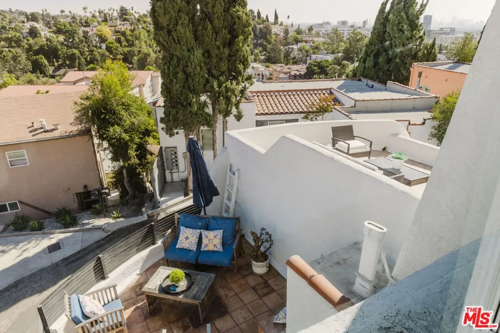2041 Glencoe Way, Los Angeles, California, United States. - Photo 25