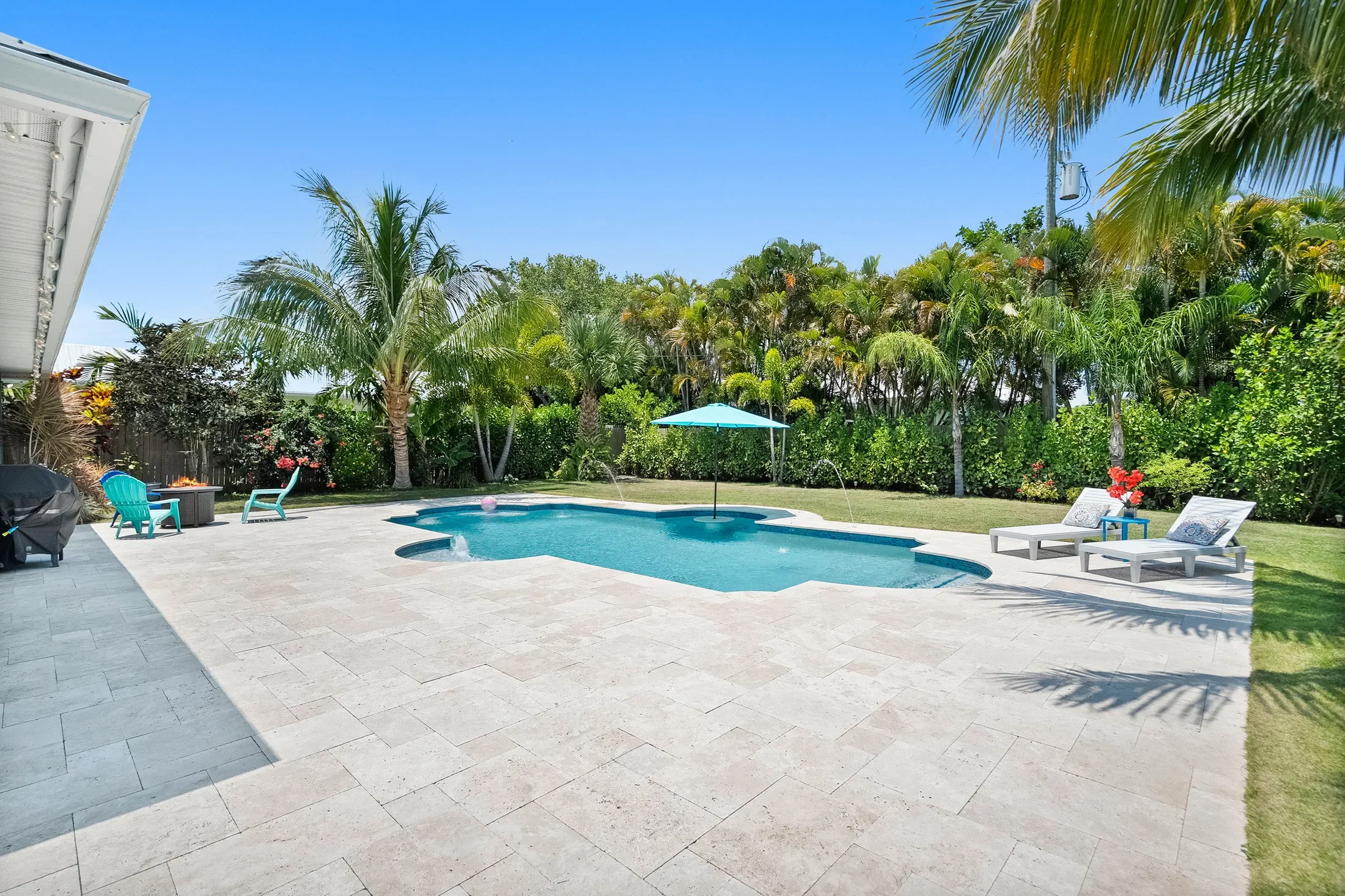 9333 SE Saturn Street , Hobe Sound, FL 33455, Hobe Sound, Florida, United States. - Photo 15