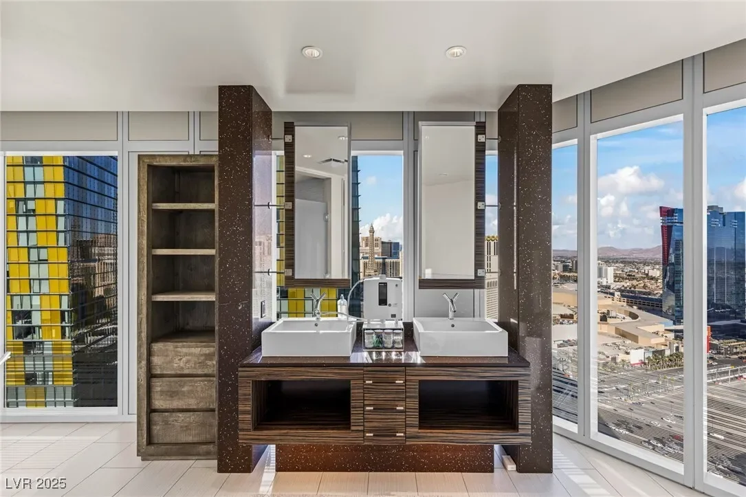 3750 Las Vegas Boulevard 2808, Las Vegas, Nevada, United States. - Photo 20