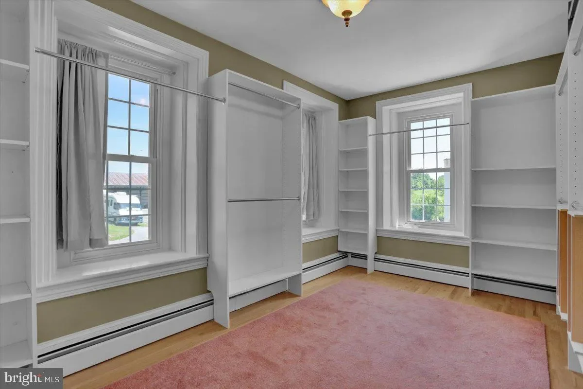 Gallery photo 6