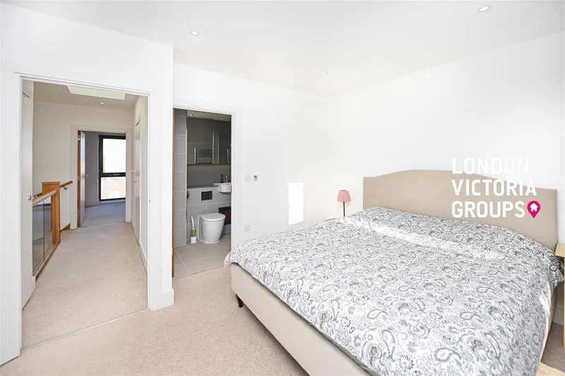 Pipit Drive, London, London, England, United Kingdom. - Photo 3