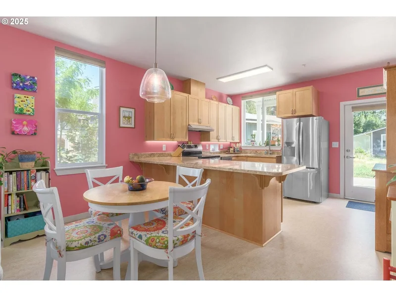 172 Oakleigh Ln #513, Eugene, OR 97404, Eugene, Oregon, United States. - Photo 11