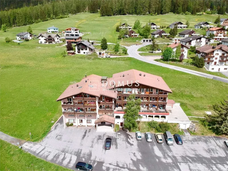 Veia Tgampi, Surses, Grisons, Switzerland. - Photo 2