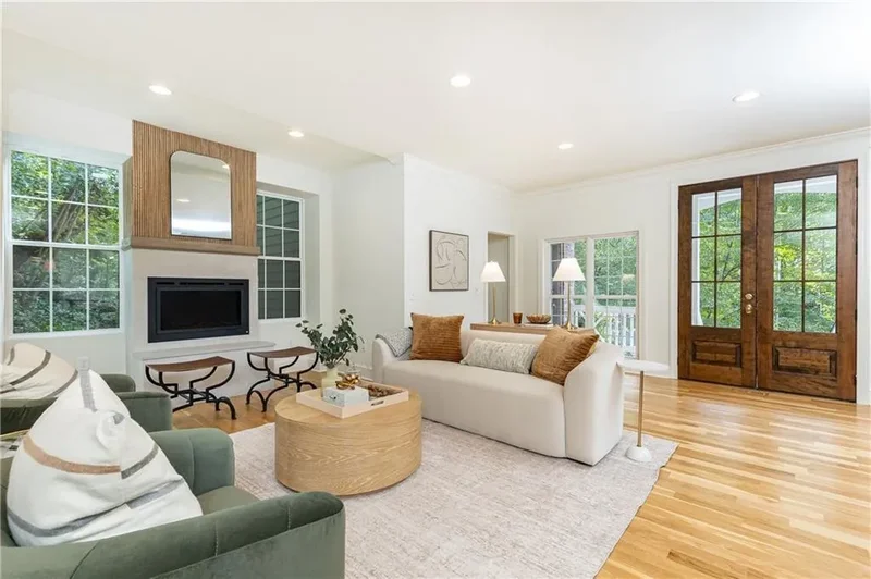 6370 River Chase Circle, Atlanta, Georgia, United States. - Photo 10