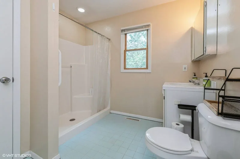 28 Oyster Shores Road, East Hampton, NY, 11937, USA, East Hampton, New York, United States. - Photo 36