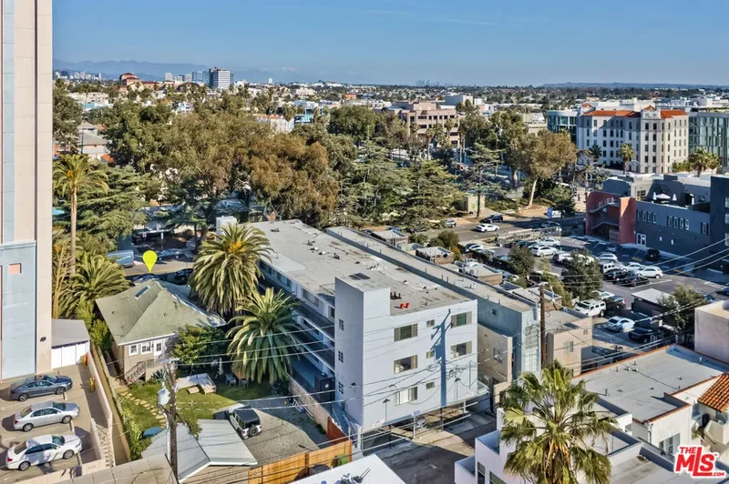 1124 7th Street, Santa Monica, California, United States. - Photo 13