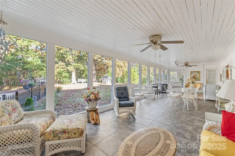 125 Great Oaks Lane, Charlotte, NC 28270, Charlotte, North Carolina, United States. - Photo 37