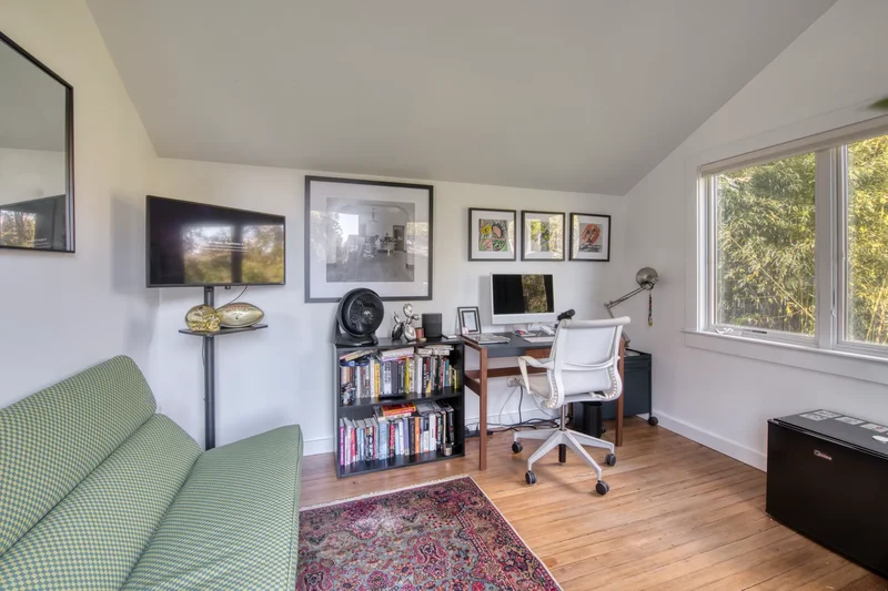 73 N Midway Road , Shelter Island, NY 11964, Shelter Island Heights, New York, United States. - Photo 15
