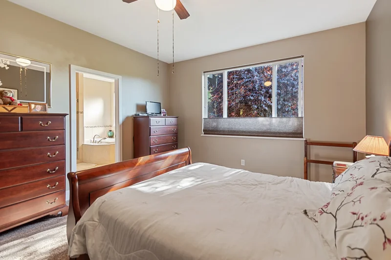 5005 Bay Road, Sechelt, BC V7Z 0E9, Sechelt, British Columbia, Canada. - Photo 28