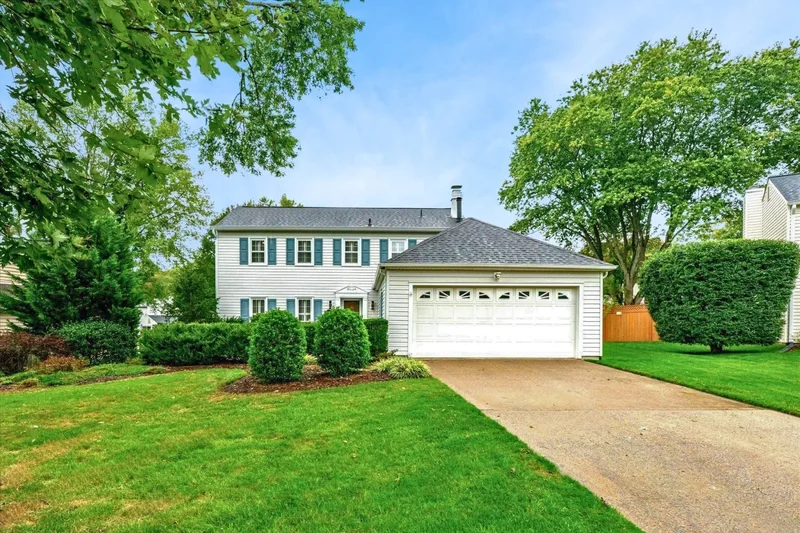 7204 Racepoint Way, Alexandria, Va, 22315