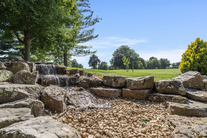 5613 S Dunrobin Drive, Springfield, MO 65809, Springfield, Missouri, United States. - Photo 60