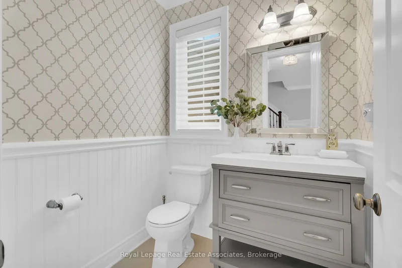 17 Mitchell Crescent, Mono, ON L9W 6W6, Mono, Ontario, Canada. - Photo 2
