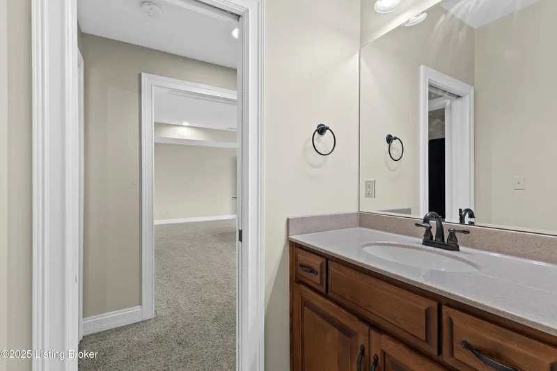17004 Persimmon Wood Trail, Fisherville, KY 40023, Watterson Park, Kentucky, United States. - Photo 74