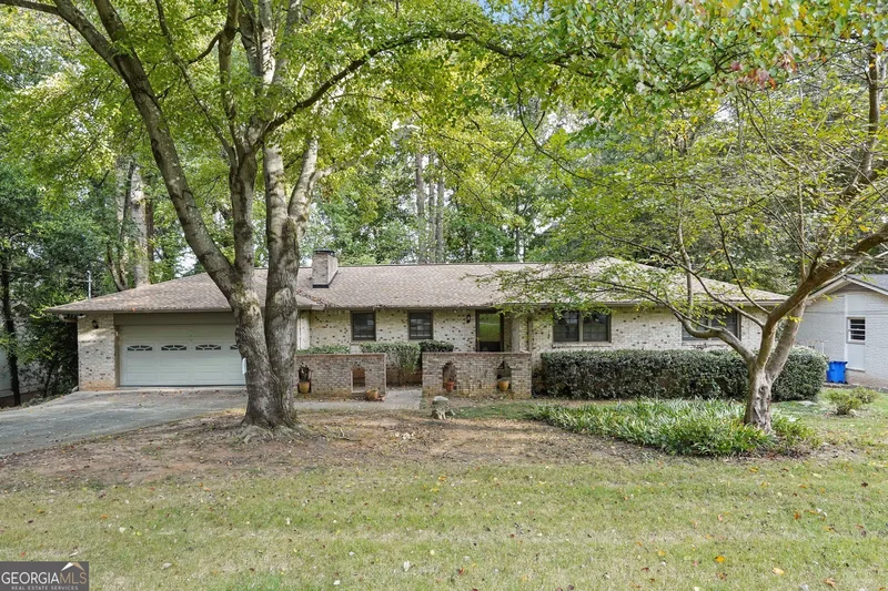 4 Bedrooms Other Residential