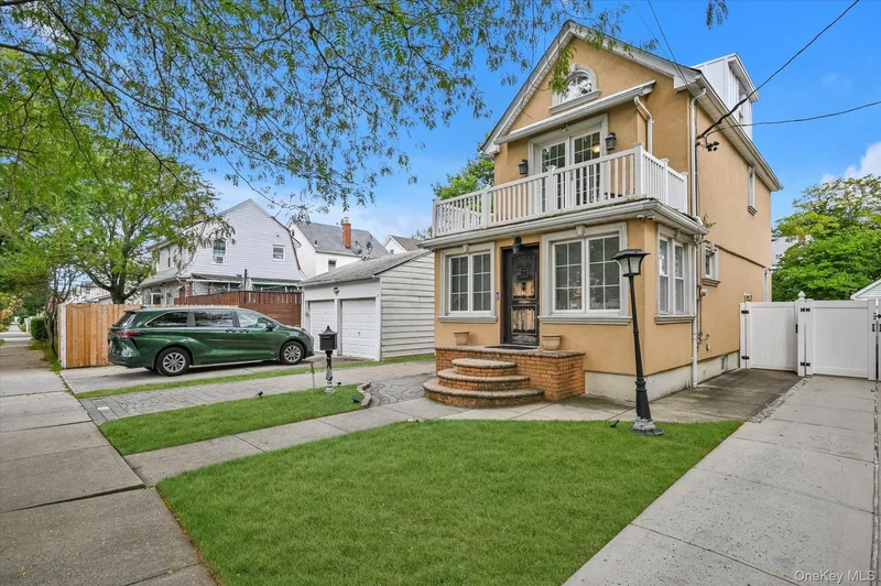 224-11 Edmore Avenue, New York, New York, United States. - Photo 14