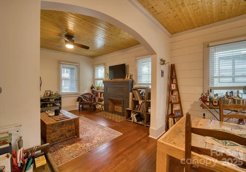 107 Riverview Drive, Asheville, NC 28806, Asheville, North Carolina, United States. - Photo 5