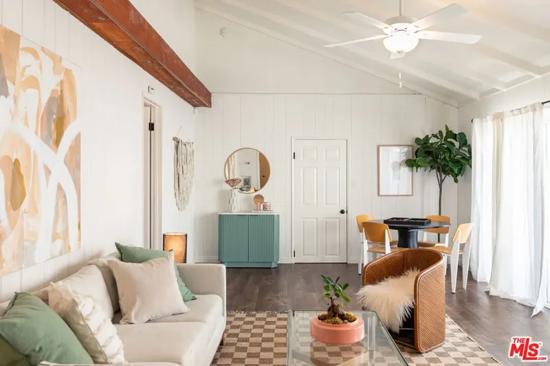 1809 N Rose Street, Burbank, California, United States. - Photo 17