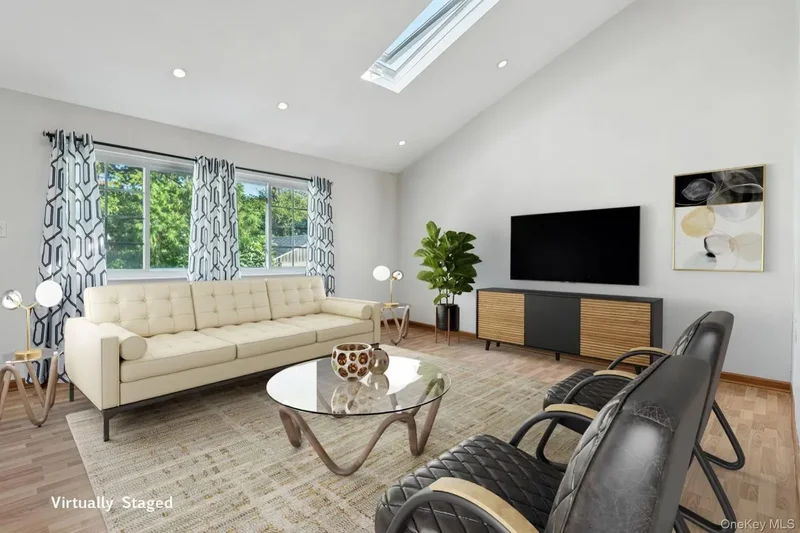 5 Valley Lane W, North Woodmere, NY, 11581, USA, Valley Stream, New York, United States. - Photo 25