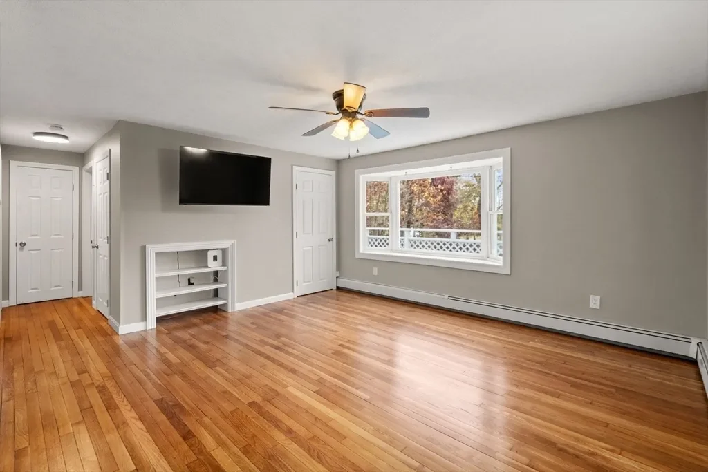 130 Old Barnstable Rd, Falmouth, Massachusetts, United States. - Photo 26