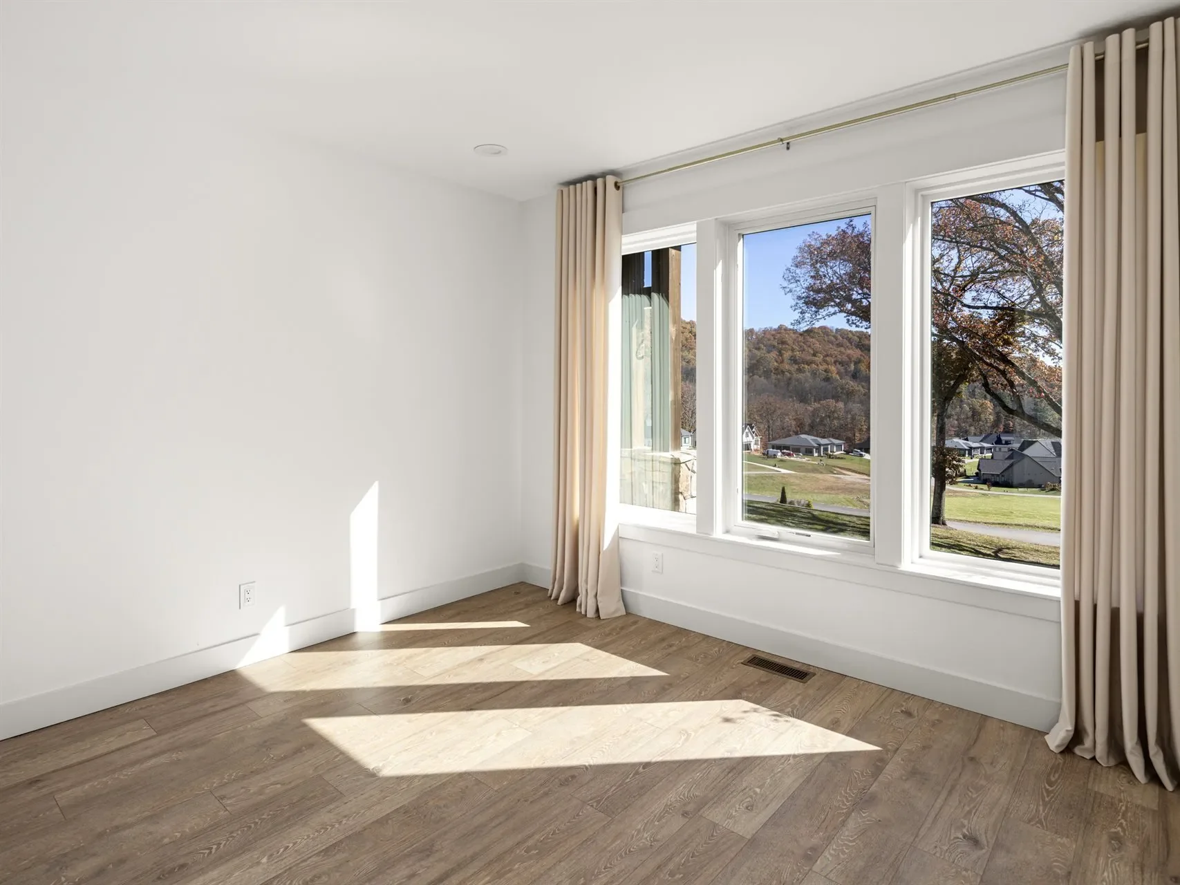 10 Slate Drive, Candler, NC, 28715, USA, Candler, North Carolina, United States. - Photo 20