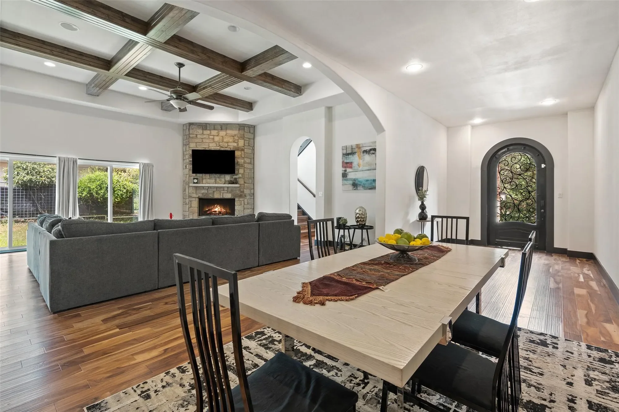 1310 Minnie DR, Austin, Texas, United States. - Photo 3
