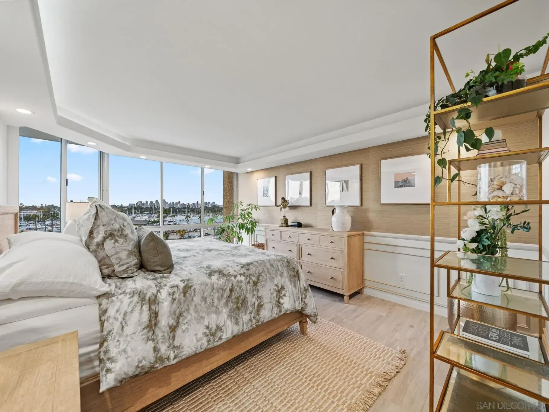 1750 Avenida Del Mundo, Coronado, California, United States. - Photo 20