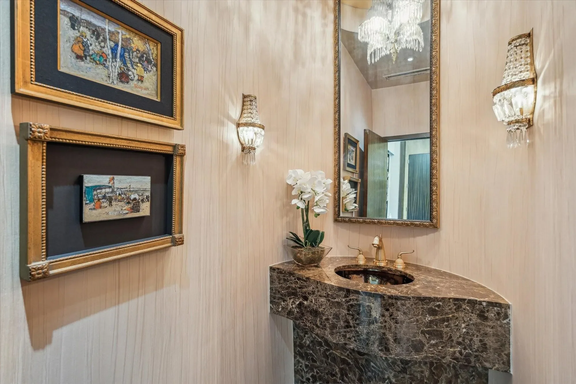 20 Eaton Square, Houston, Texas, United States. - Photo 23