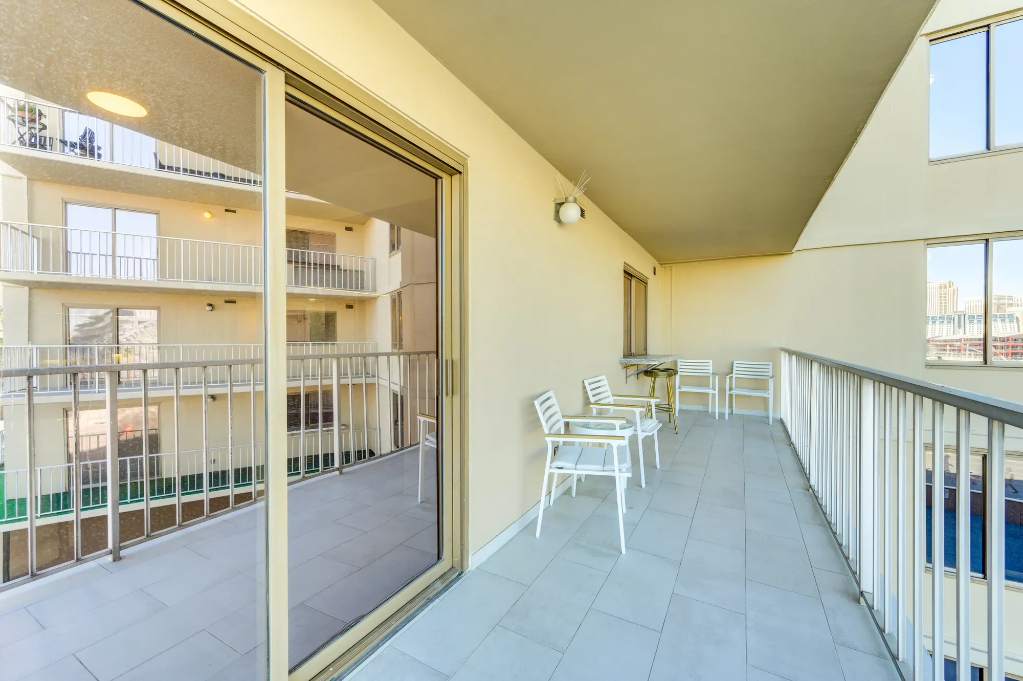 205 E Harmon #406, Las Vegas, NV 89169, Las Vegas, Nevada, United States. - Photo 29