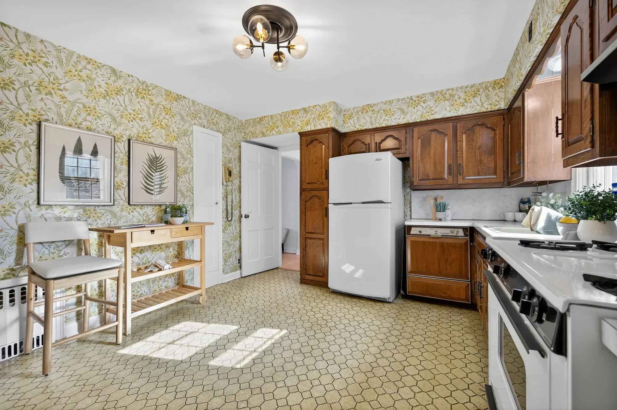 60 Concord Street , Westbury, NY 11590, Salisbury, New York, United States. - Photo 9