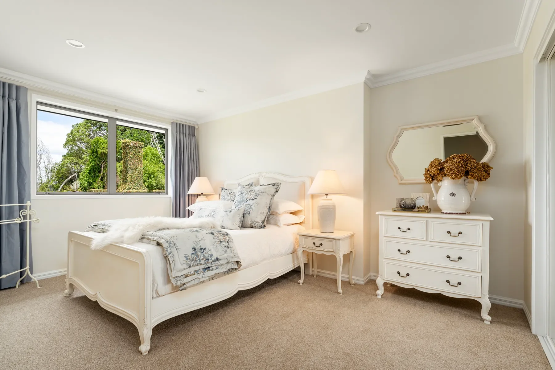 Gallery photo 9