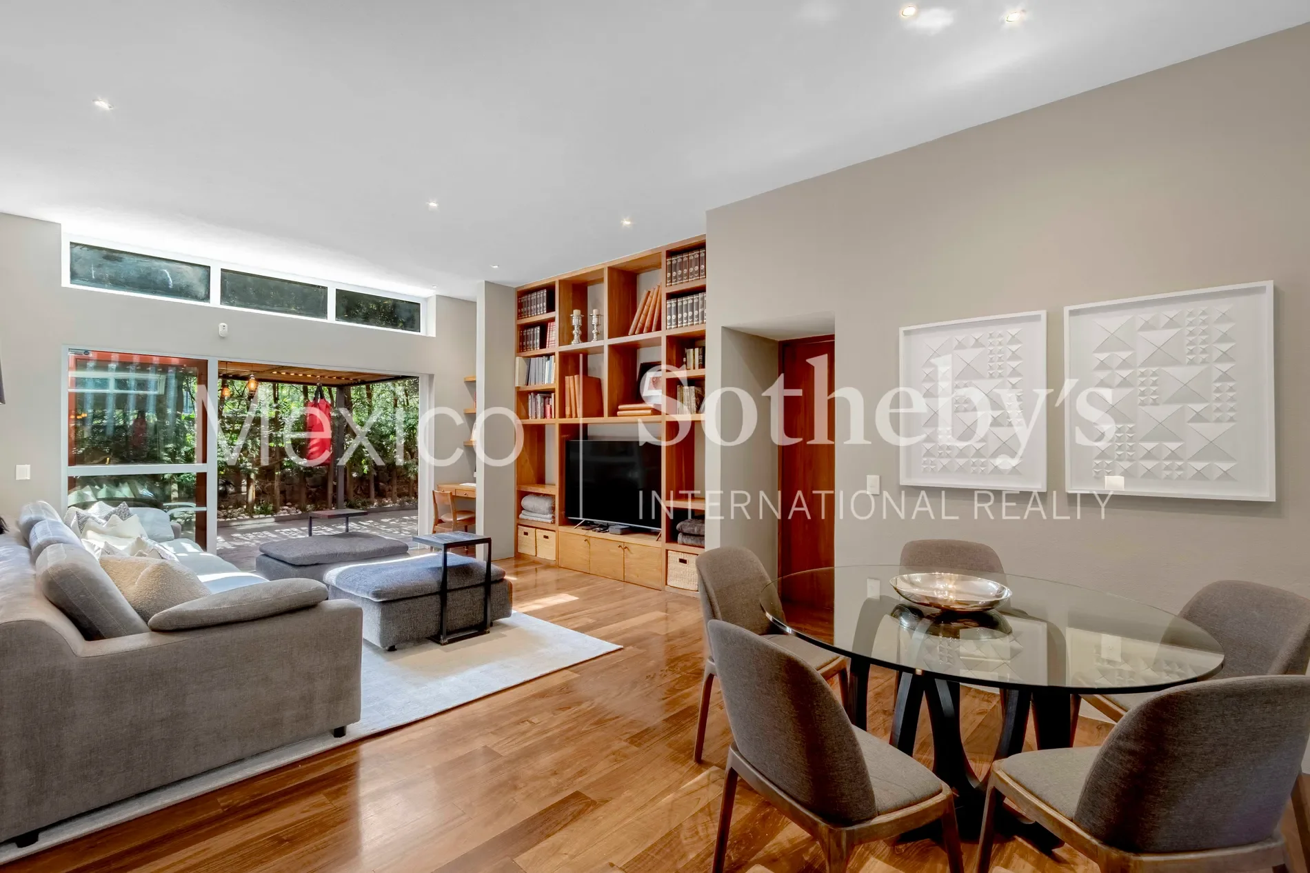 Gallery photo 11