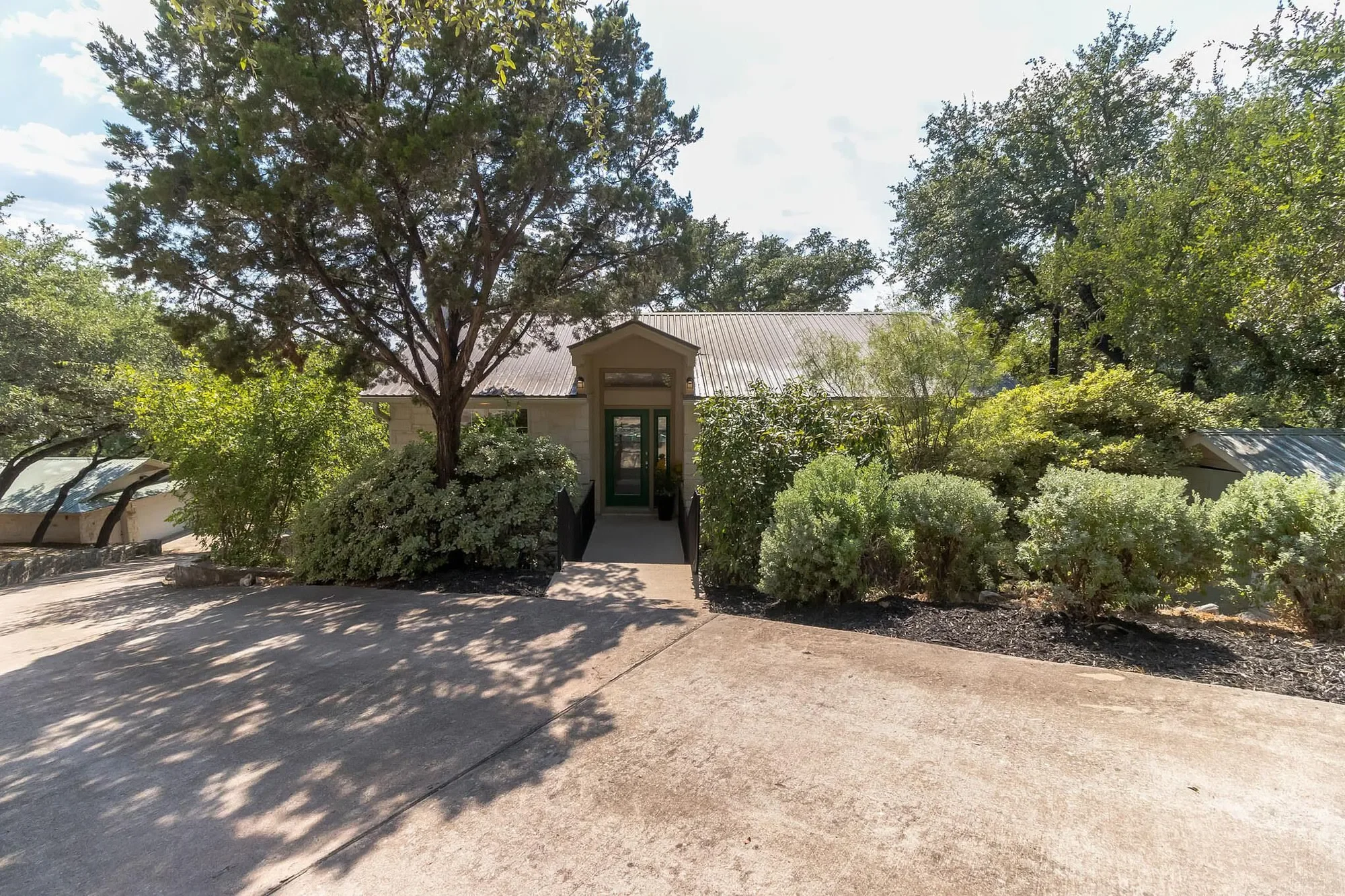 25201 & 25203 Lakeview DR, Spicewood, Texas, United States. - Photo 5