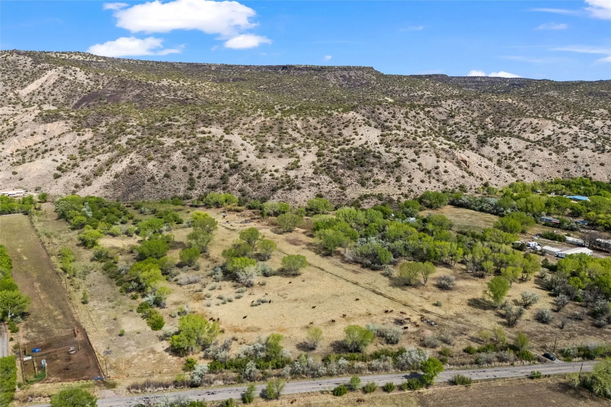 781 County Road 57 , Lyden, NM 87582, Velarde, New Mexico, United States. - Photo 7