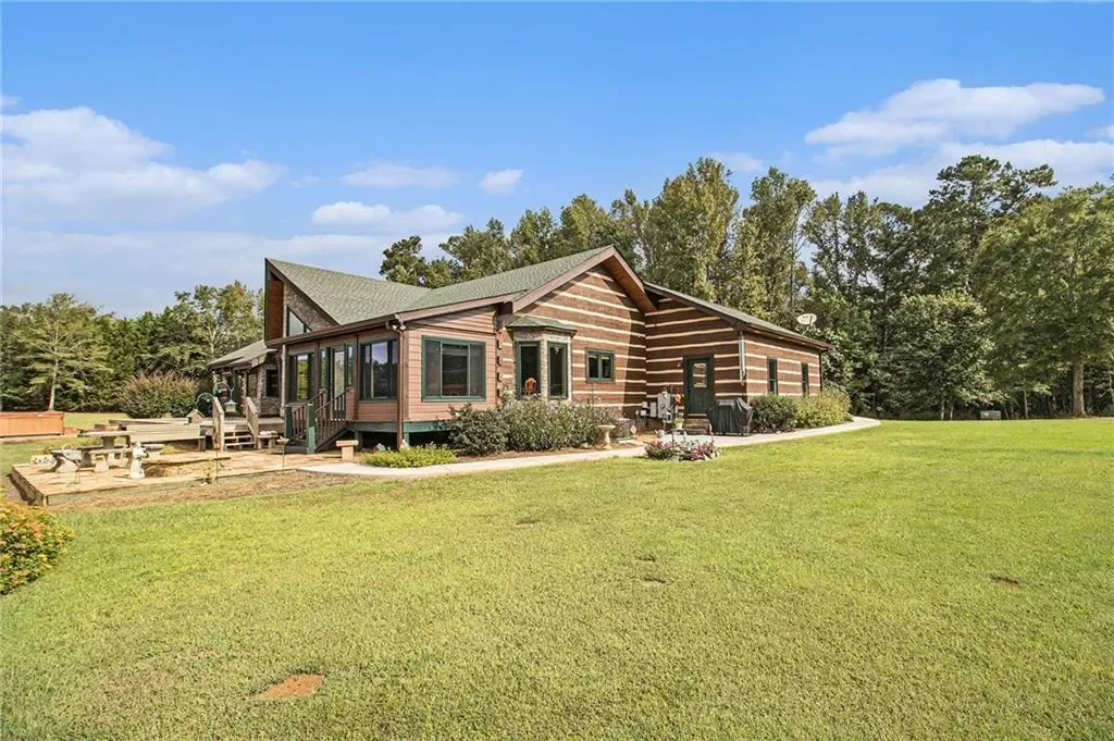 745 Amber Lakes Court, Social Circle, Georgia, United States. - Photo 37
