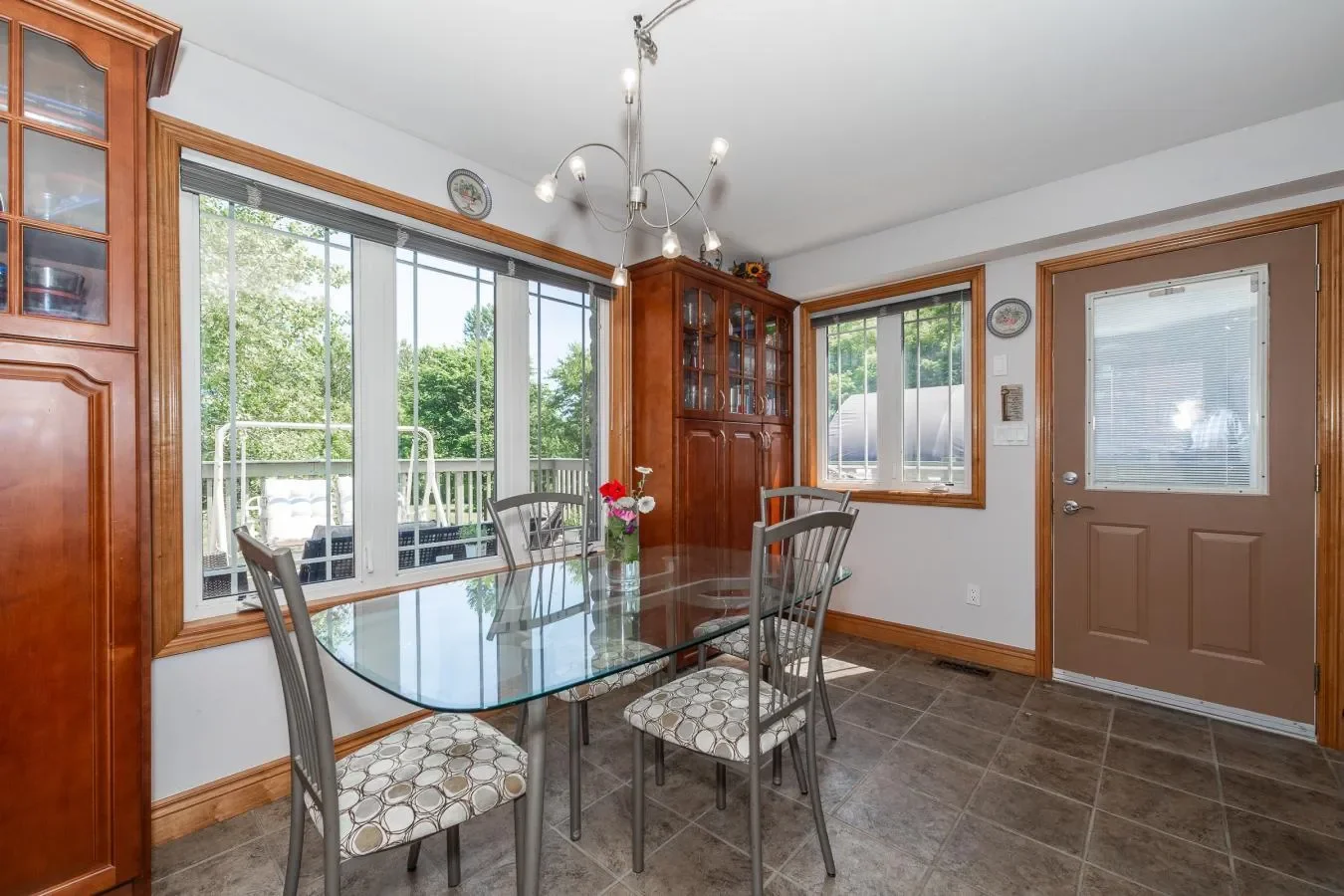910 26th Street E, Owen Sound, Ontario, Canada. - Photo 2