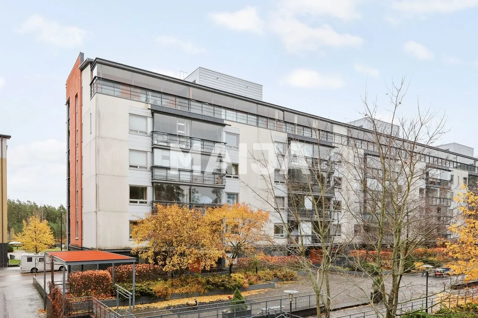 Exterior photo 10