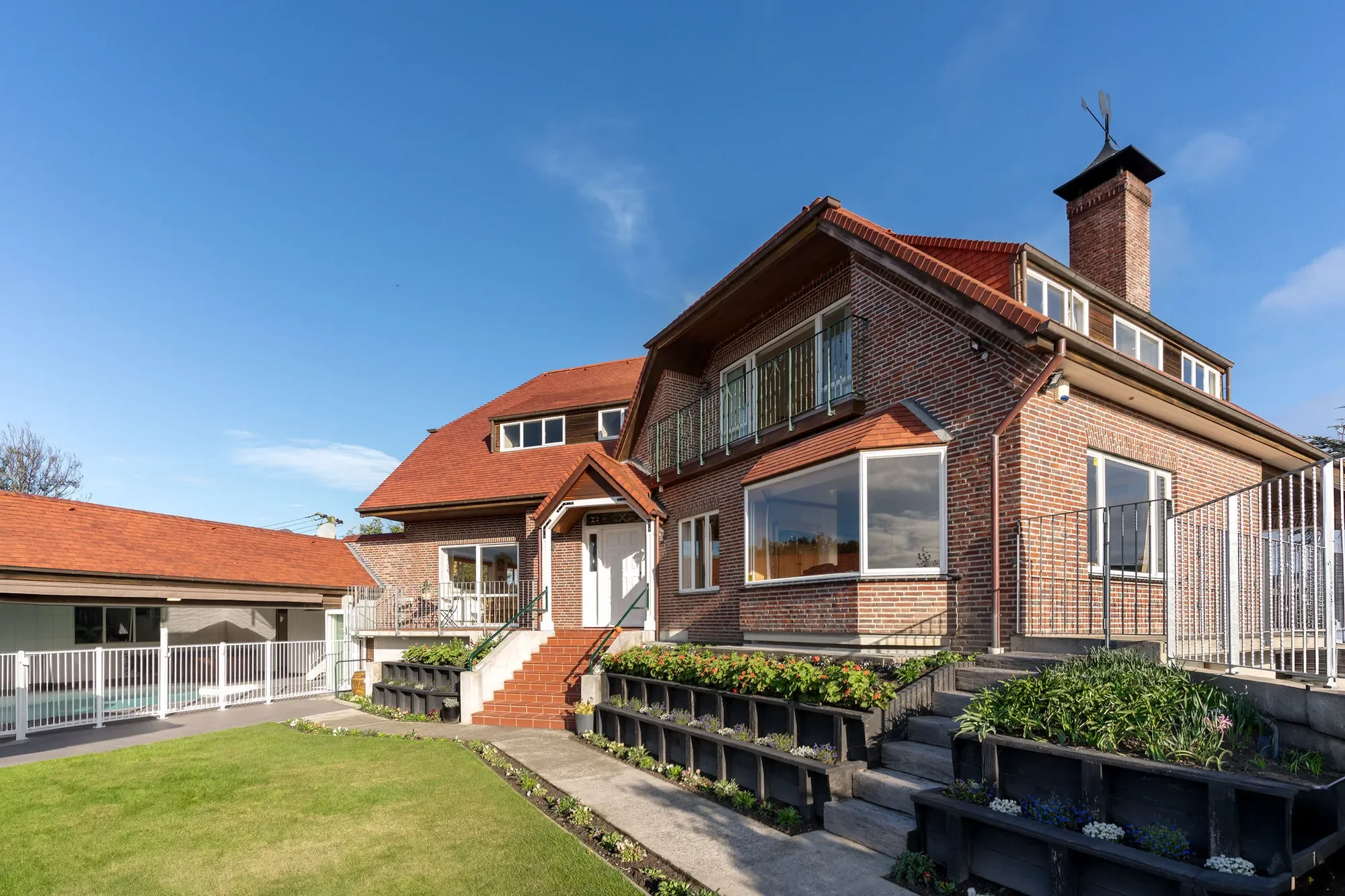 Exterior photo 12