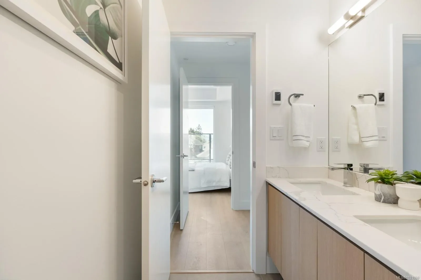 258 Helmcken Rd 309, View Royal, British Columbia, Canada. - Photo 20