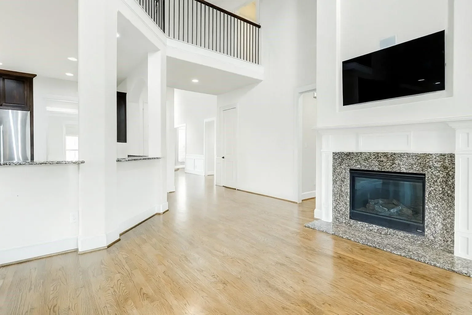 1418 Du Barry Lane, Houston, Texas, United States. - Photo 2