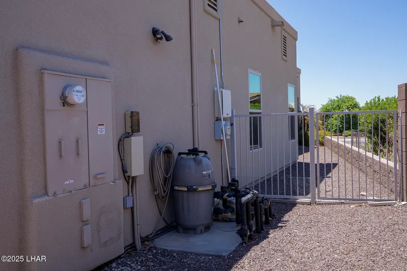 2519 Bayou Ln, Lake Havasu City, AZ 86403, Lake Havasu City, Arizona, United States. - Photo 55
