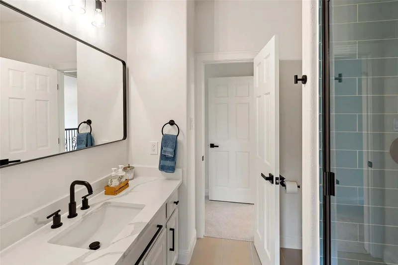 6009 Laguna Cliff LN, Austin, Texas, United States. - Photo 19