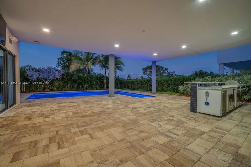 Weston, FL, 33326, USA, Fort Lauderdale, Florida, United States. - Photo 30