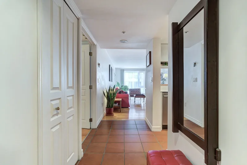 329 Rue Notre-Dame E. 130, Montréal, Quebec, Canada. - Photo 22