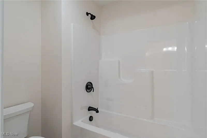592 Magnolia Court, Mayfield Village, OH 44143, Cleveland, Ohio, United States. - Photo 33