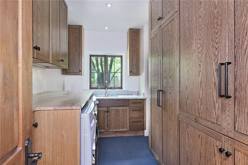 1678 & 1682 Cerro Gordo Road, Santa Fe, NM 87501, Santa Fe, New Mexico, United States. - Photo 27