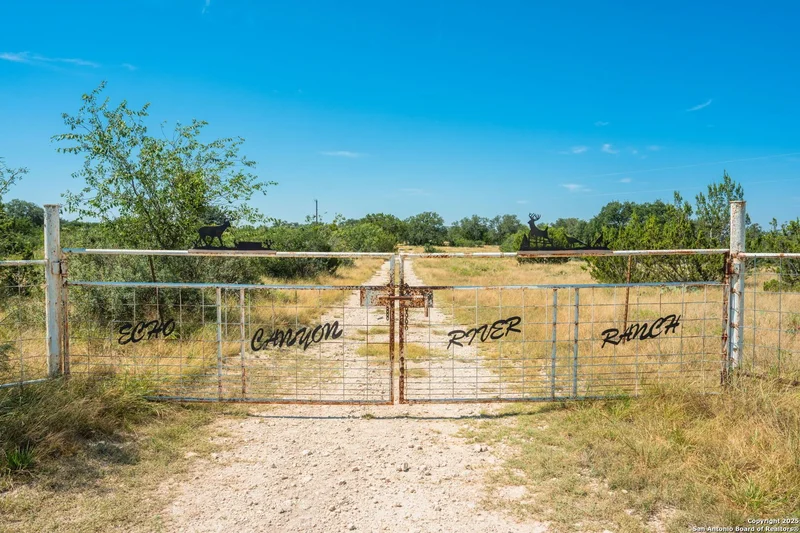 1075 Private Road 3523, Roosevelt, TX 76874, Roosevelt, Texas, United States. - Photo 4