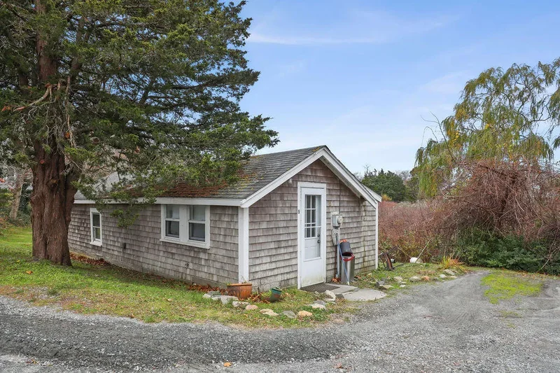 2705 State Highway 1-8, Eastham, Massachusetts, United States. - Photo 32