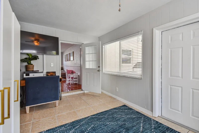 2744 68th Avenue S, St Petersburg, FL 33712, St. Petersburg, Florida, United States. - Photo 28