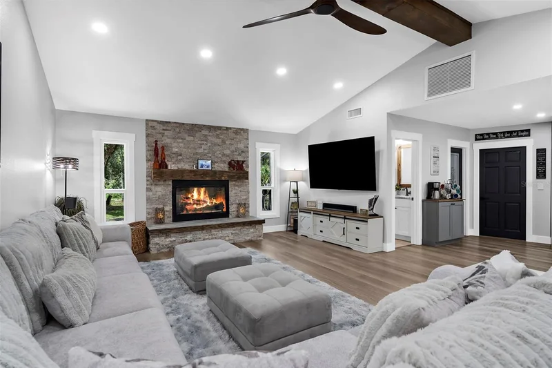 4060 WOODLAND BOULEVARD, NORTH PORT, FL 34291, North Port, Florida, United States. - Photo 27
