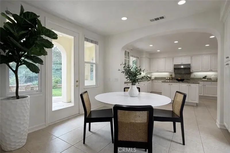 6 Cavaillon, Newport Beach, California, United States. - Photo 10